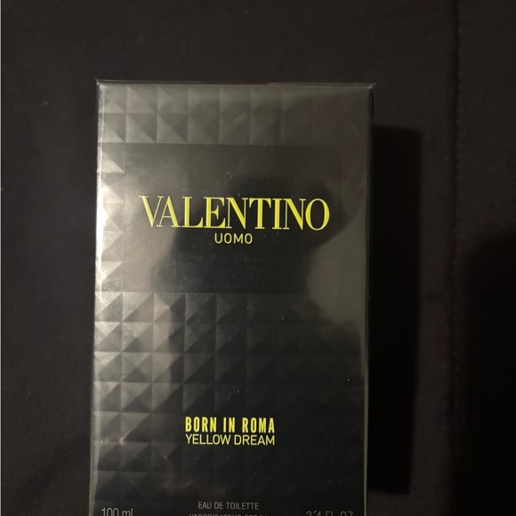Valentino Uomo Yellow Dream Fragrance - Picture 1 of 3